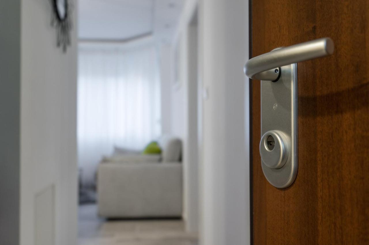 Luxflat20 Apartment Рийека Екстериор снимка